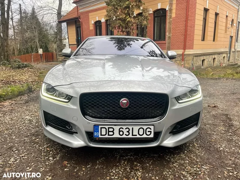 Jaguar XE